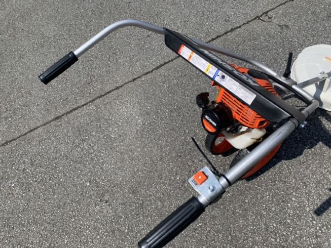 草刈機 EBC-35C-AAA-2 写真２